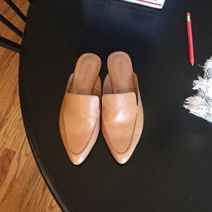 Madewell Francis Skimmer Mule in Leather.